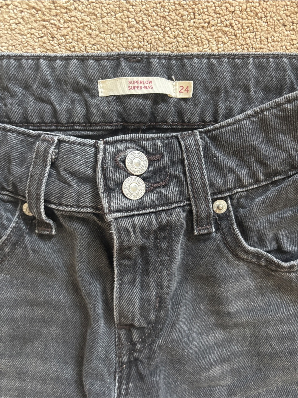 Levi’s Superlow Woman’s Loose Jeans - Black Size 24 - Picture 4 of 7
